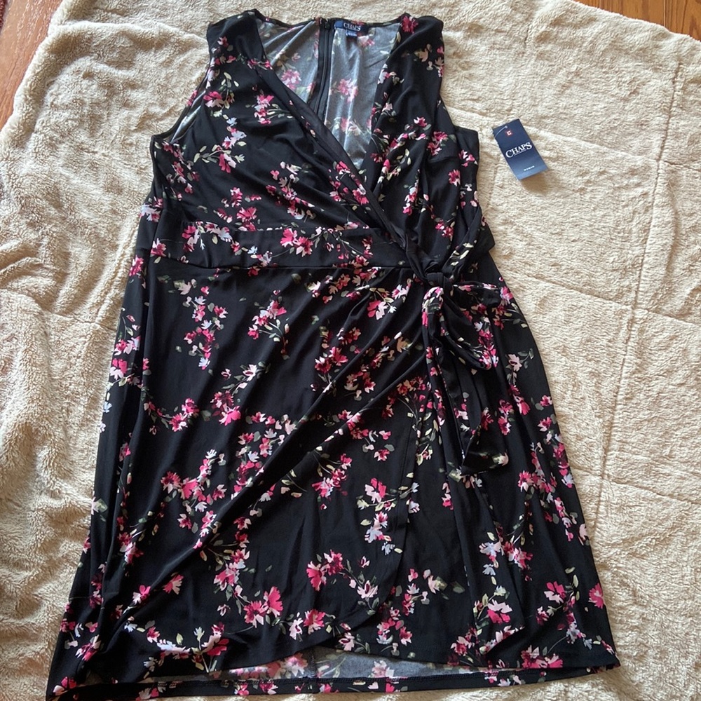 NWT Chaps black spring floral knee length sleeveless faux wrap dress in the size